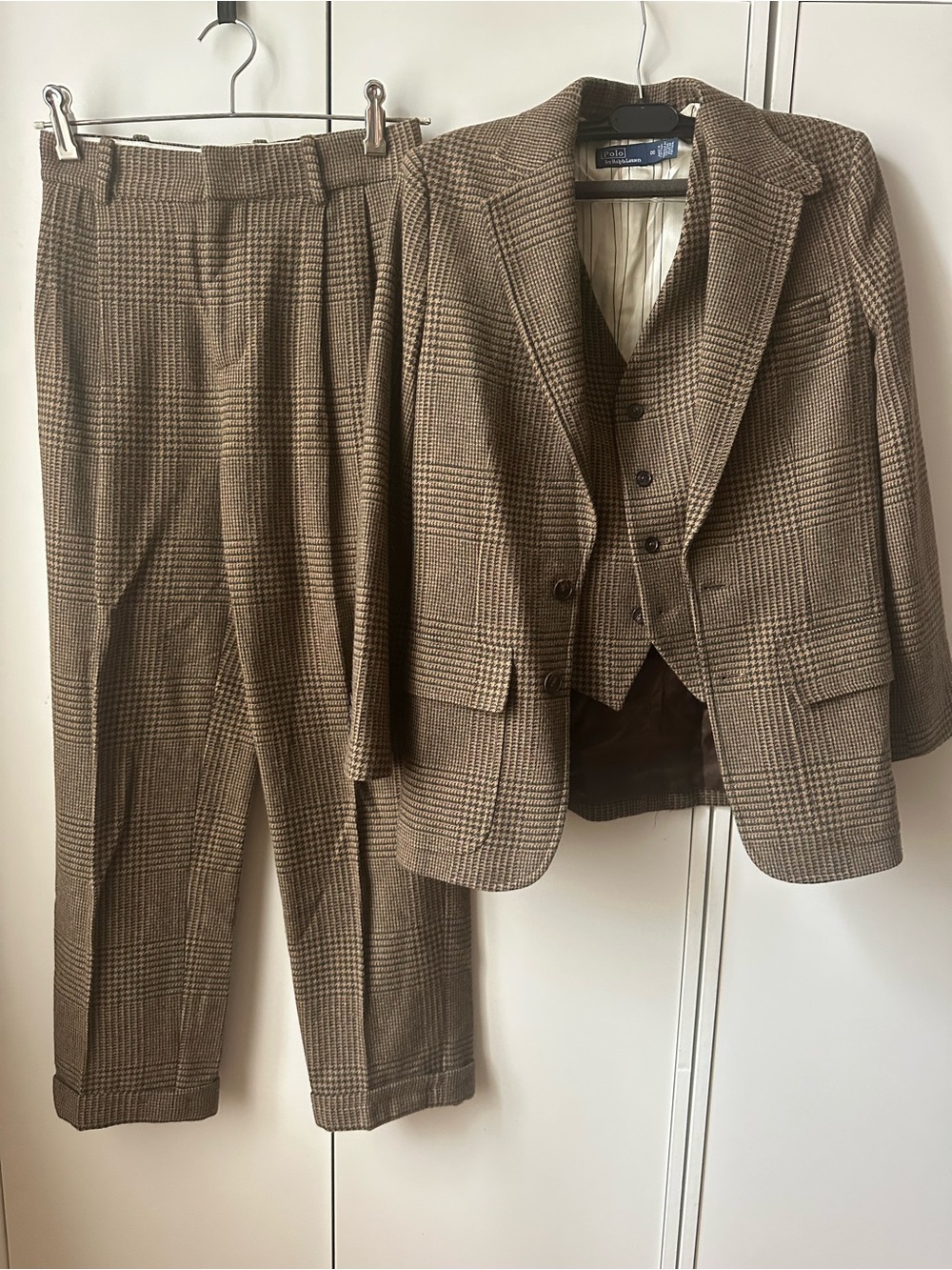 3-piece Ralph Lauren Suit - Picture 4 of 5